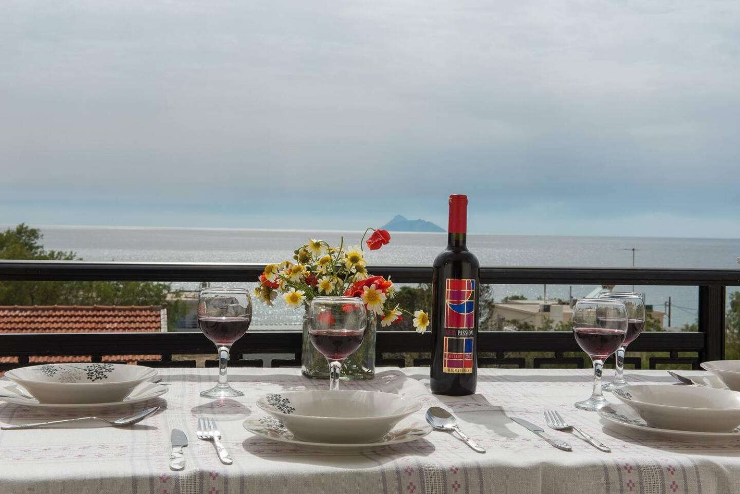 Sofia Apartment, With Sea & Mountain View Kalamaki  Exteriér fotografie