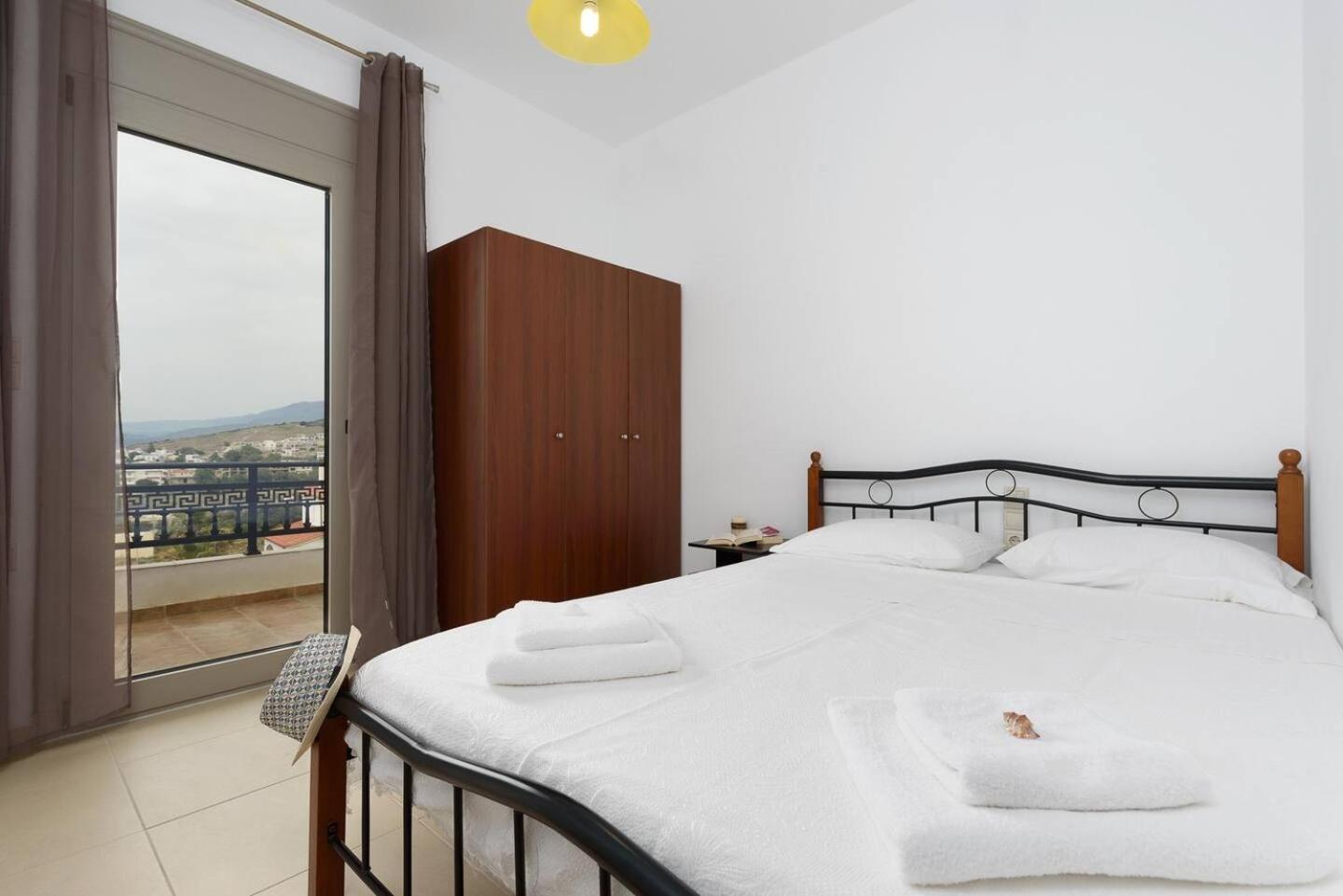 Sofia Apartment, With Sea & Mountain View Kalamaki  Exteriér fotografie