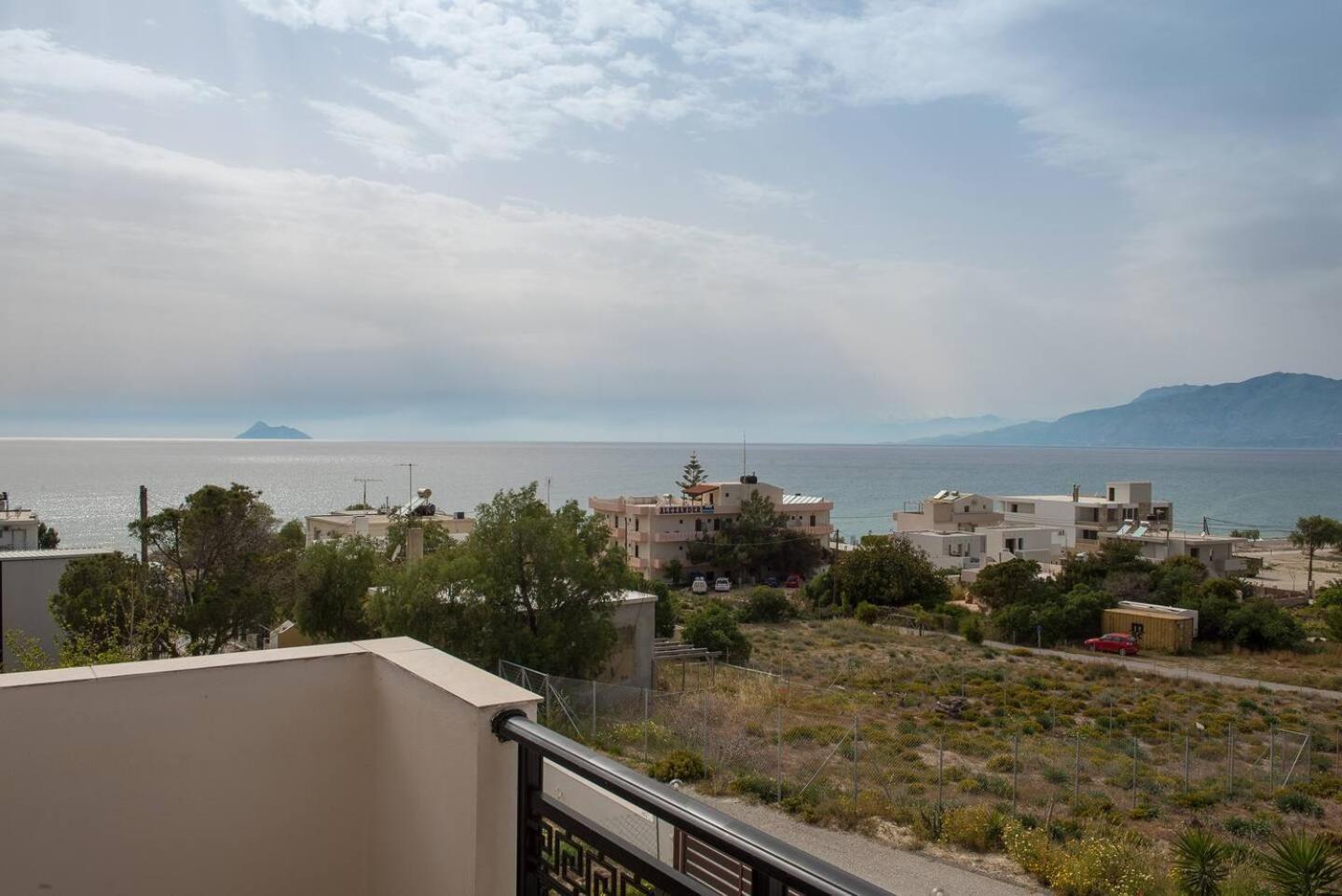 Sofia Apartment, With Sea & Mountain View Kalamaki  Exteriér fotografie